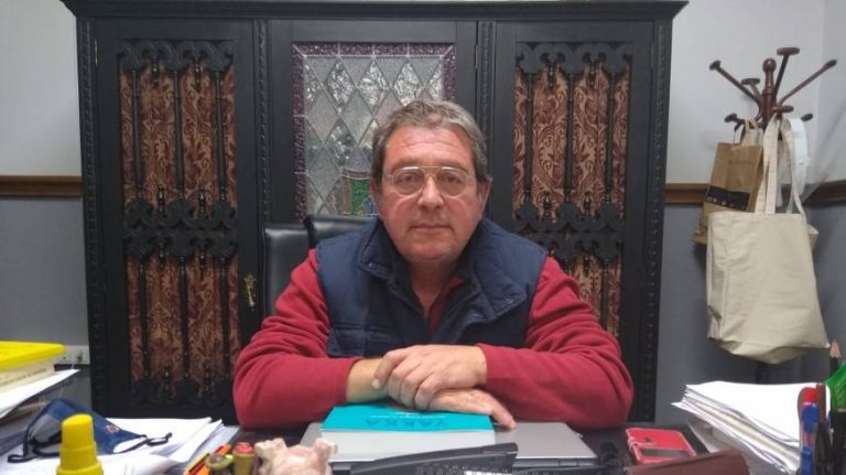 Liborio Ruiz presenta un libro fruto de su tesis doctoral sobre Yakka